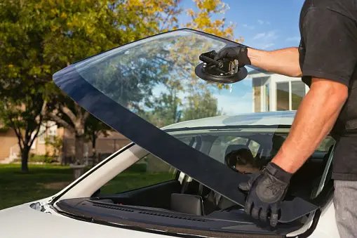 Windshield Repair Lake Forest, CA - Trusted Auto Glass Repair and Replacement Services with Aliso Viejo Mobile Auto Glass